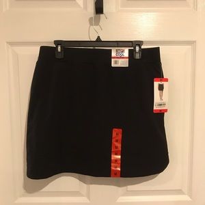 32 Degrees Cool Black Skort Size M Size M NWT